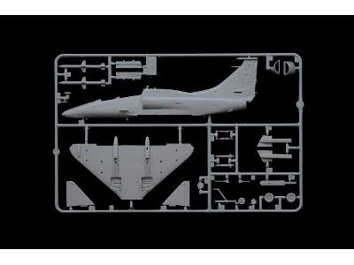 OA-4M Skyhawk - image 6