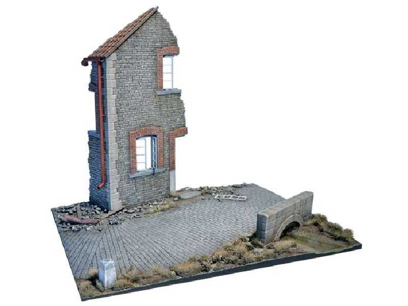 Diorama Ardennes Street - image 1