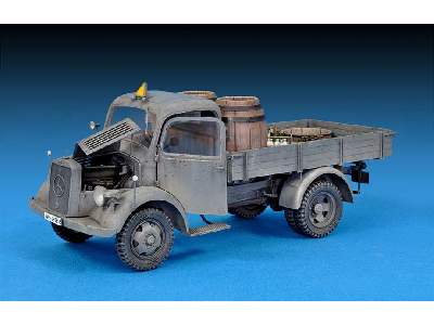 Mercedes-Benz L1500S German 1,5t Cargo Truck - image 4