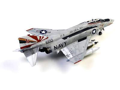 F-4B Phantom II  - VF-111 Sundowners - image 3