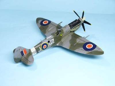 Supermarine Spitfire Mk.XVIII - British fighter - image 7