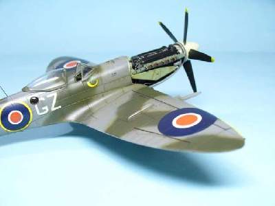 Supermarine Spitfire Mk.XVIII - British fighter - image 10