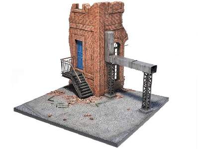 Ruined Factory w/base - image 1