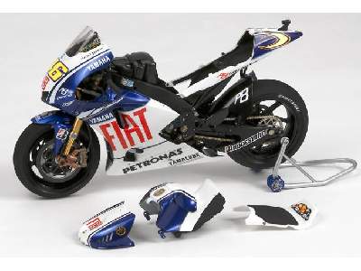 Yamaha YZR-M1 '09 - Fiat Yamaha Team - image 2