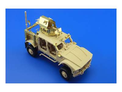 M-ATV MRAP exterior 1/35 - Kinetic - image 3