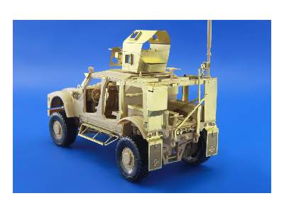 M-ATV MRAP exterior 1/35 - Kinetic - image 6