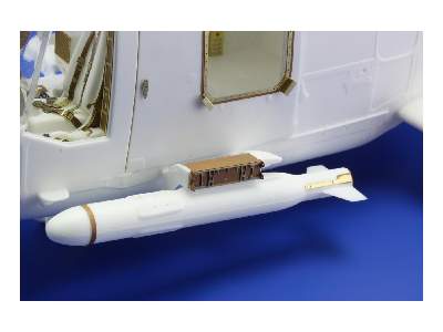 Lynx Mk.88 sonar exterior 1/32 - Revell - image 2