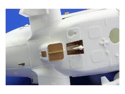 Lynx Mk.88 sonar exterior 1/32 - Revell - image 8