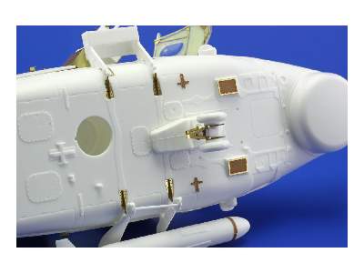 Lynx Mk.88 sonar exterior 1/32 - Revell - image 9