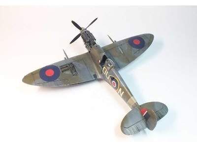 Spitfire Mk. IXc late version 1/48 - image 34