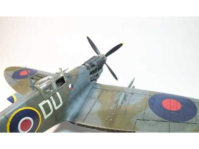 Spitfire Mk. IXc late version 1/48 - image 45