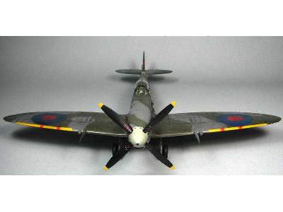 Spitfire Mk. IXc late version 1/48 - image 60