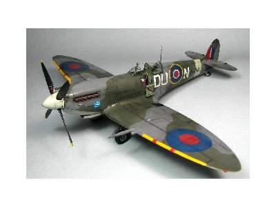 Spitfire Mk. IXc late version 1/48 - image 61