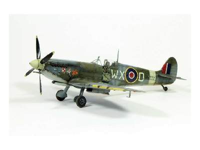 Spitfire Mk. IXc late version 1/48 - image 80