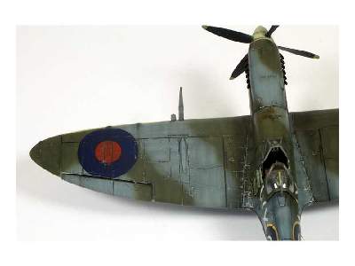 Spitfire Mk. IXc late version 1/48 - image 87