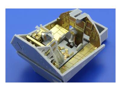 F-117 interior S. A. 1/32 - Trumpeter - image 4