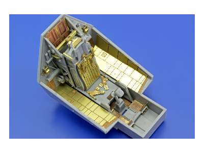 F-117 seatbelts 1/32 - Trumpeter - image 2