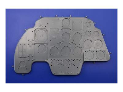 Bf 110 INSTRUMENT PANEL 1/4 - image 3