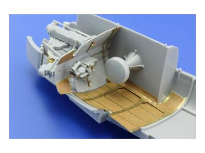 B-25 fuselage interior 1/32 - Hk Models - image 12