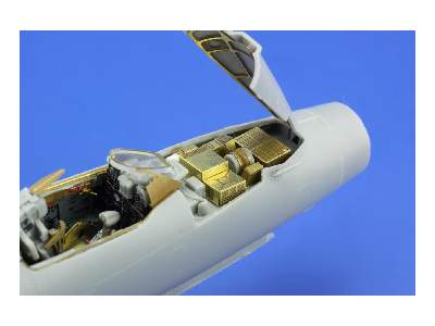 MiG-21F-13 exterior 1/48 - Trumpeter - image 2