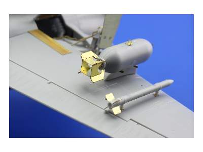 F8F exterior 1/48 - Hobby Boss - image 6