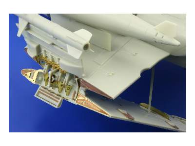A-6 wing fold 1/48 - Kinetic - image 3