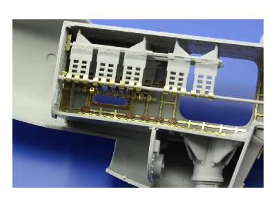 Wessex HU.5 interior S. A. 1/48 - Italeri - image 9