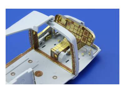 Lynx Mk.88 interior S. A. 1/48 - Airfix - image 3