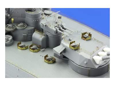 Yamato railings - new tool 1/350 - Tamiya - image 3