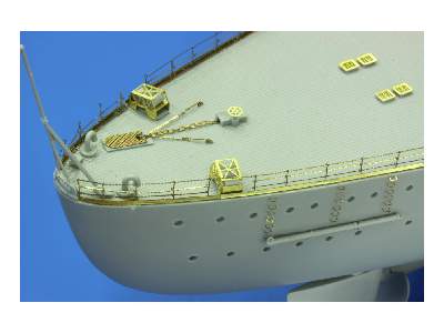 Bismarck part 5 - rear area 1/200 - Trumpeter - image 6