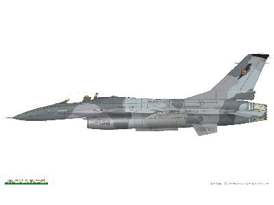 Top Falcons 1/48 - image 6