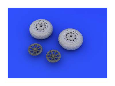 P-51 wheels 1/48 - image 5