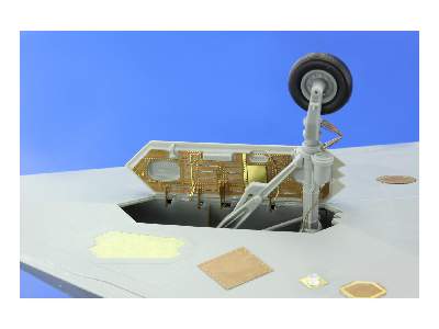 F-117 exterior 1/32 - Trumpeter - image 5