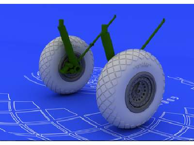 B-17G wheels 1/72 - Revell - image 1