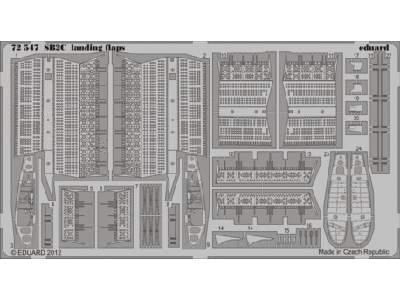 SB2C landing flaps 1/72 - Cyber Hobby - image 1