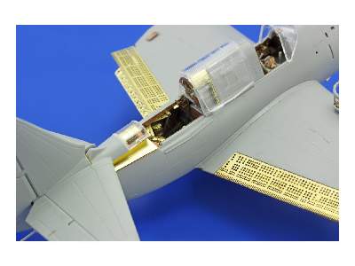 SB2C landing flaps 1/72 - Cyber Hobby - image 2