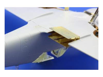 Bf 109G-6  S. A. 1/72 - Italeri - image 12