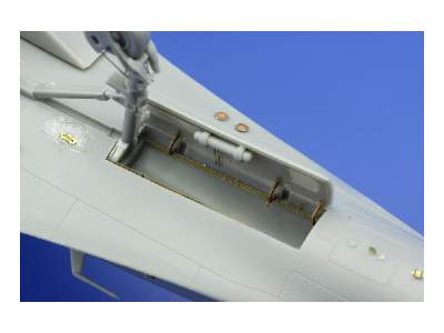 Su-27UB S. A. 1/72 - Trumpeter - image 8