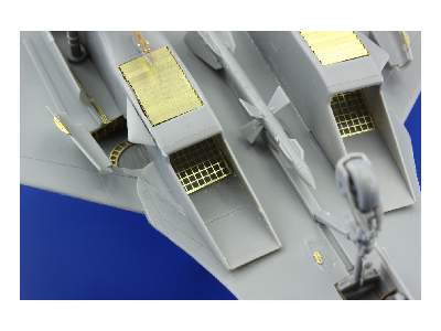 Su-27UB S. A. 1/72 - Trumpeter - image 9