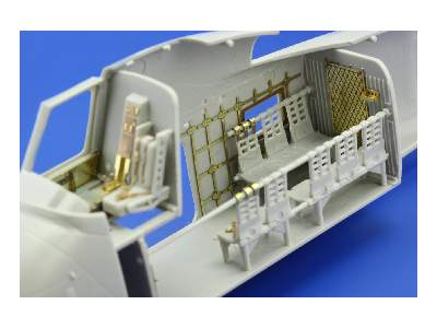 Wessex HU.5 interior S. A 1/72 - Italeri - image 7