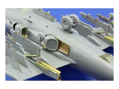 Harrier Gr. Mk.7/9 S. A. 1/72 - Revell - image 7