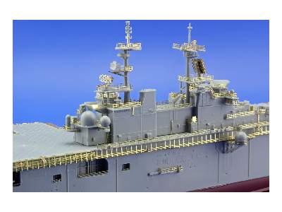 USS Wasp LHD-1 1/700 - Hobby Boss - image 10