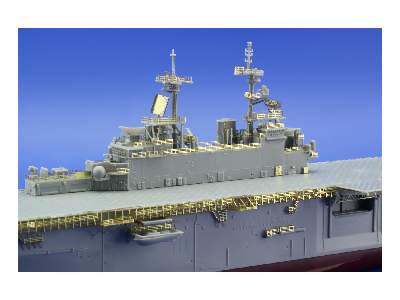 USS Wasp LHD-1 1/700 - Hobby Boss - image 13