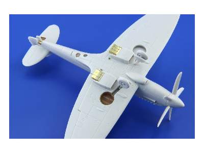 Spitfire PR. XIX 1/72 - Airfix - image 3