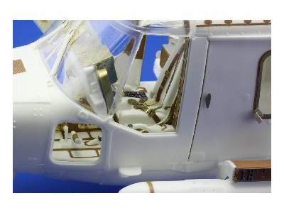 Lynx Mk.88 seatbelts 1/32 - Revell - image 5
