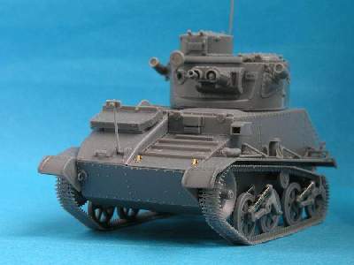 British Light Tank Mk.VI B - image 3