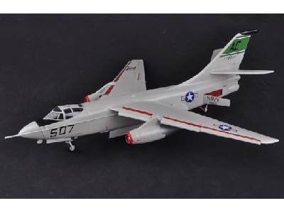 A-3D-2 Skywarrior Strategic Bomber - image 21