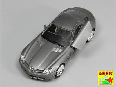 Mercedes Benz McLaren SLR - image 8