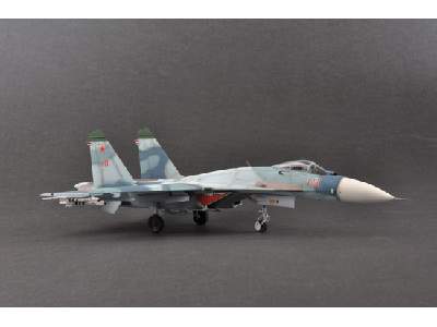 Russian Su-27 Flanker B Fighter - image 14