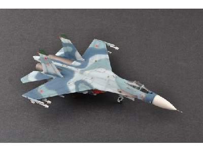 Russian Su-27 Flanker B Fighter - image 18
